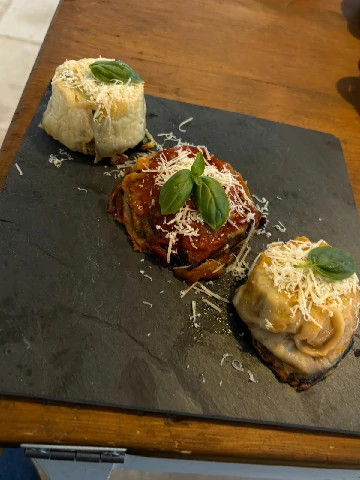 Antipasto gourmet salentino su ardesia